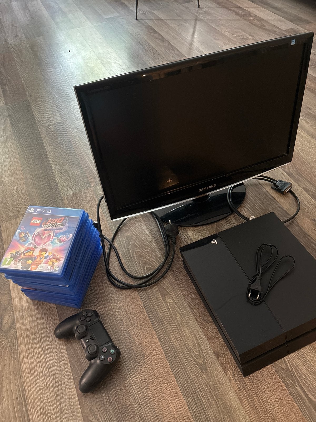 PS4 met controller, Samsung beeldscherm en 12 games, Spelcomputers en Games, Spelcomputers | Sony PlayStation 4, Ophalen, Met 1 controller