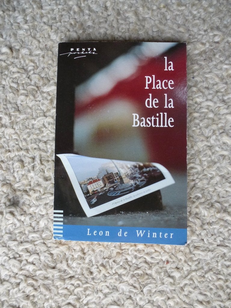 Leon de Winter - la Place de la Bastille, 1981, Ophalen of Verzenden, Zo goed als nieuw, Leon de Winter, Nederland