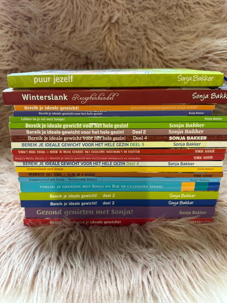 Sonja bakker afslank kookboeken uitzoeken 2,50 per stuk, Ophalen of Verzenden, Zo goed als nieuw