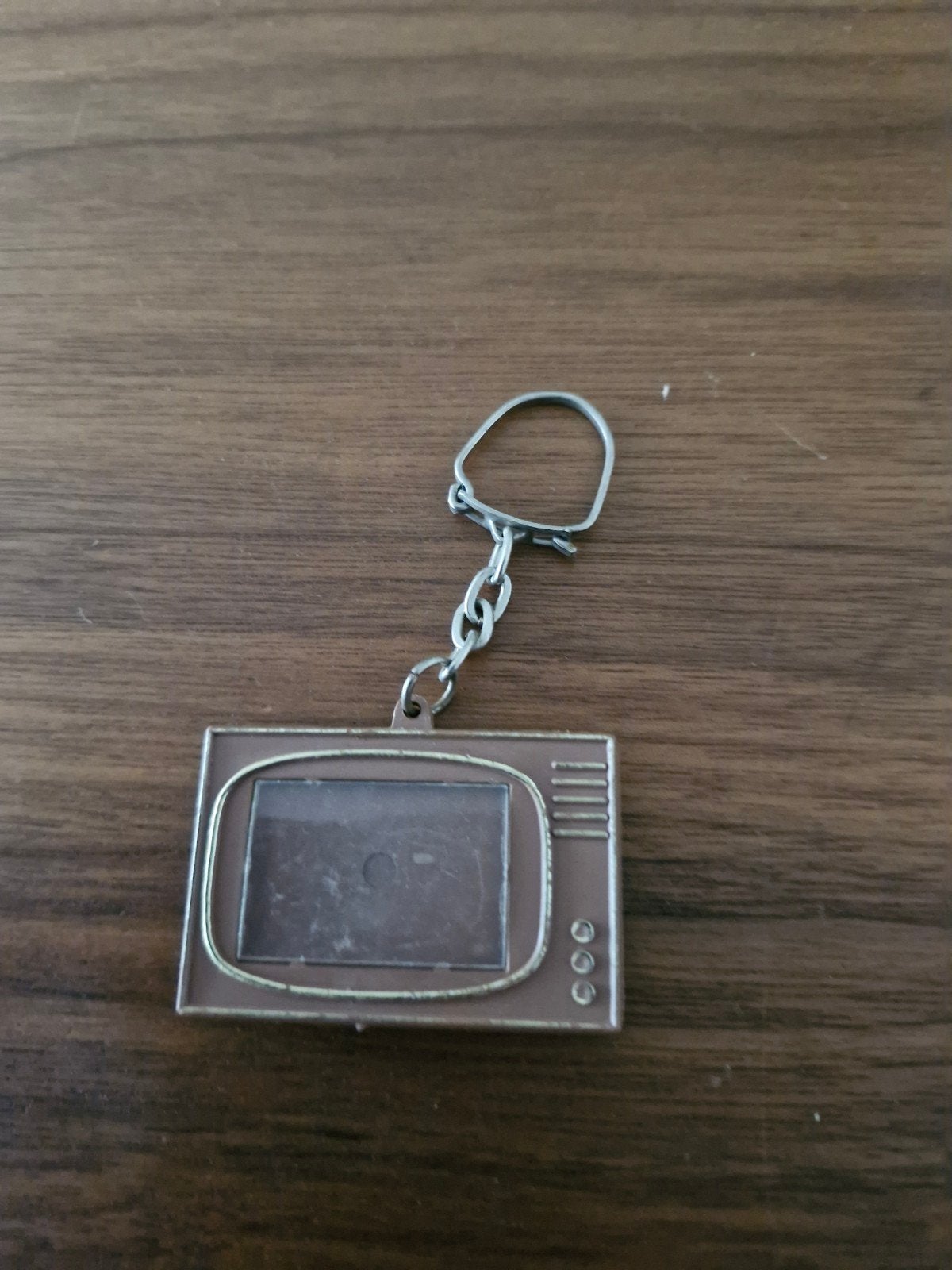 124 Vintage TV sleutelhanger - Retro design, Ophalen of Verzenden
