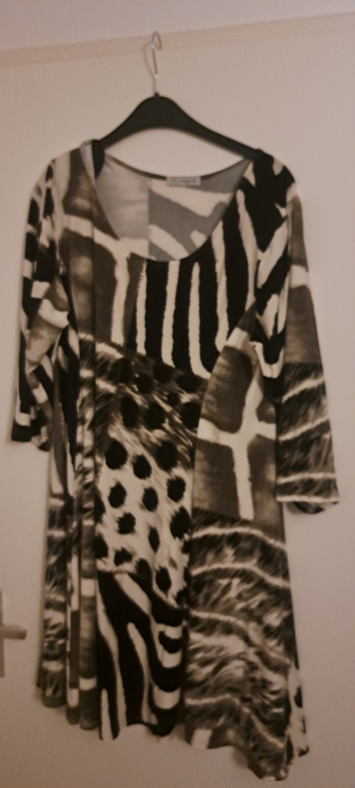 magna kleding in 48/50, Kleding | Dames, Ophalen of Verzenden, Zo goed als nieuw, Zwart, Blouse of Tuniek