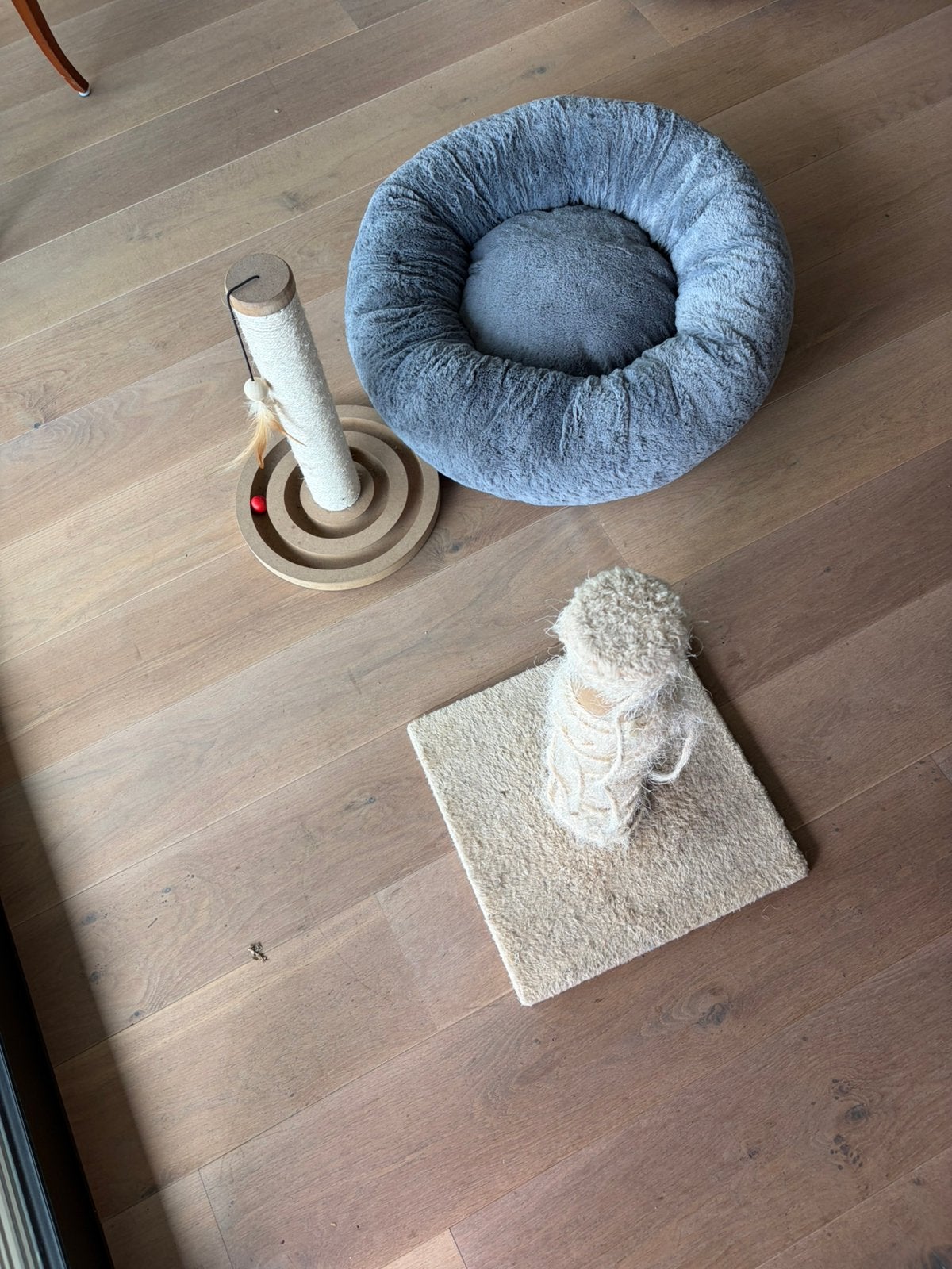 Katten spullen (mand en krabpalen), Ophalen of Verzenden, Gebruikt