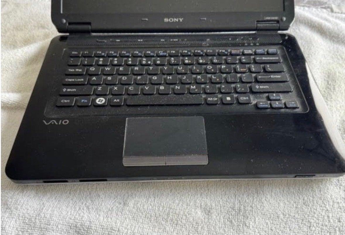 Sony laptop 14 inch met Windows - Ideaal voor handige koper, Computers en Software, Windows Laptops, Ophalen, Gebruikt, HDD, Minder dan 4 GB