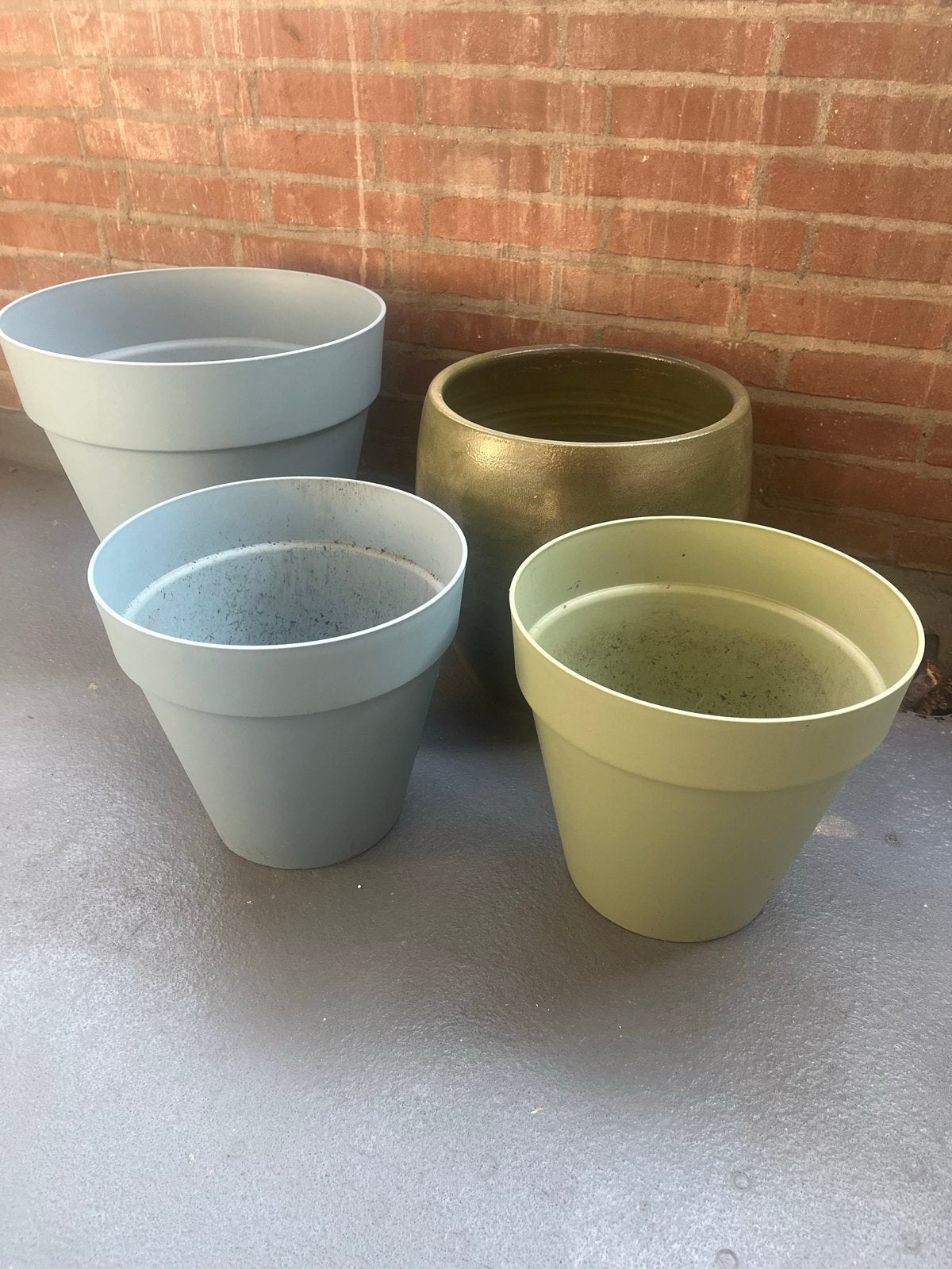 3 Elho Loft Urban Bloempotten & 1 grote aardewerk pot, Kunststof, Gebruikt, Pot, Rond