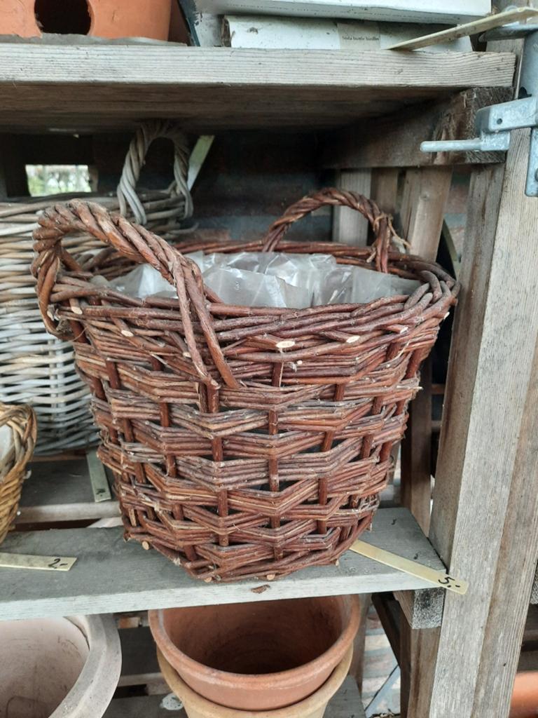 mand, Huis en Inrichting, Woonaccessoires | Schalen en Manden, Ophalen, Zo goed als nieuw, Rond, Riet