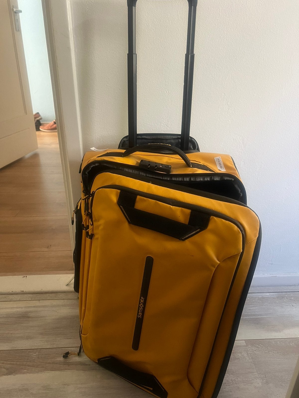 Samsonite ecodiver 55 geel, Ophalen, Wieltjes, 50 tot 60 cm, Zo goed als nieuw