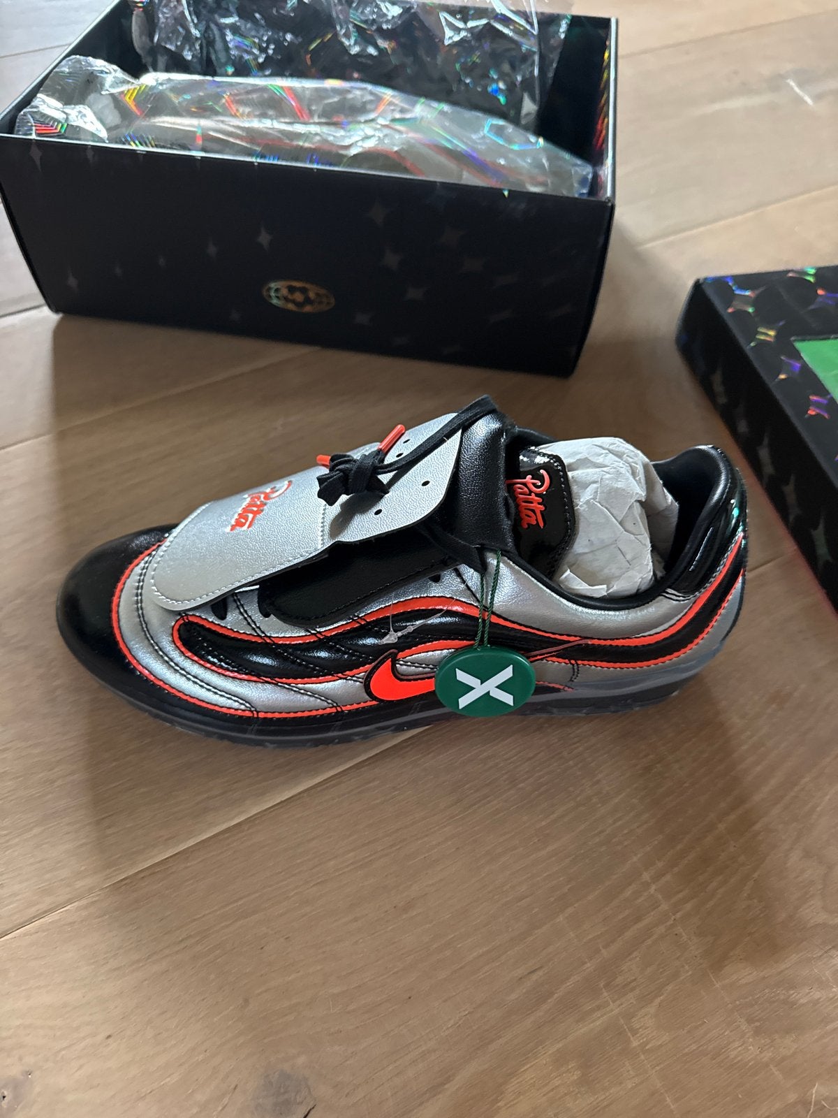 Nike Cryo Shot PT Patta Metallic Silver Hyper Crimson - 44, Ophalen of Verzenden, Nieuw, Overige kleuren, Sneakers of Gympen