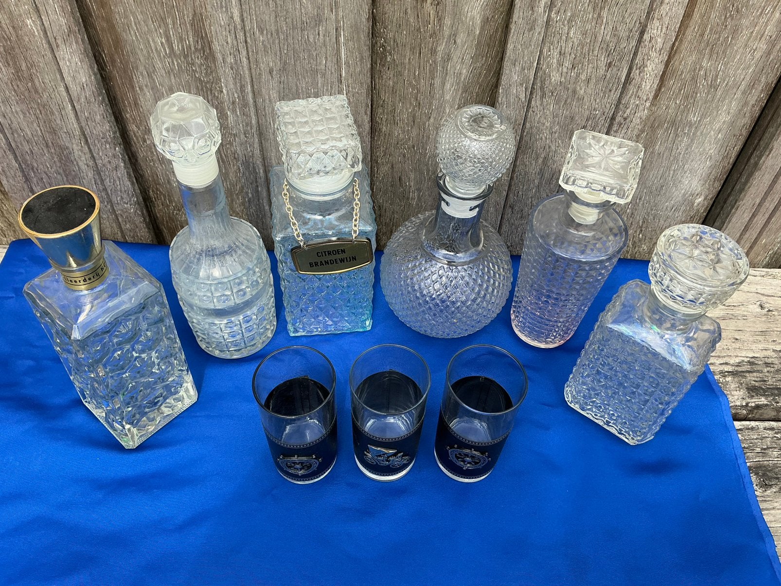 OUDE KARAFFEN SET VINTAGE FLESSEN JAREN 60-70 BAR FLESSEN, Ophalen of Verzenden