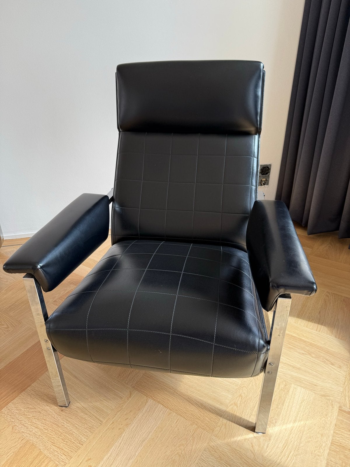 Rob Parry Zwarte leren fauteuil met chromen frame, Ophalen, Overige materialen, Gebruikt, Zwart