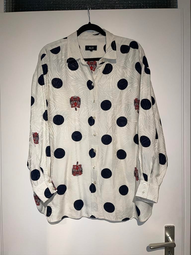 ALIX THE LABEL creme zwarte polkadot tijger blouse mt M, Kleding | Dames, Ophalen of Verzenden, Zo goed als nieuw, Maat 38/40 (M)