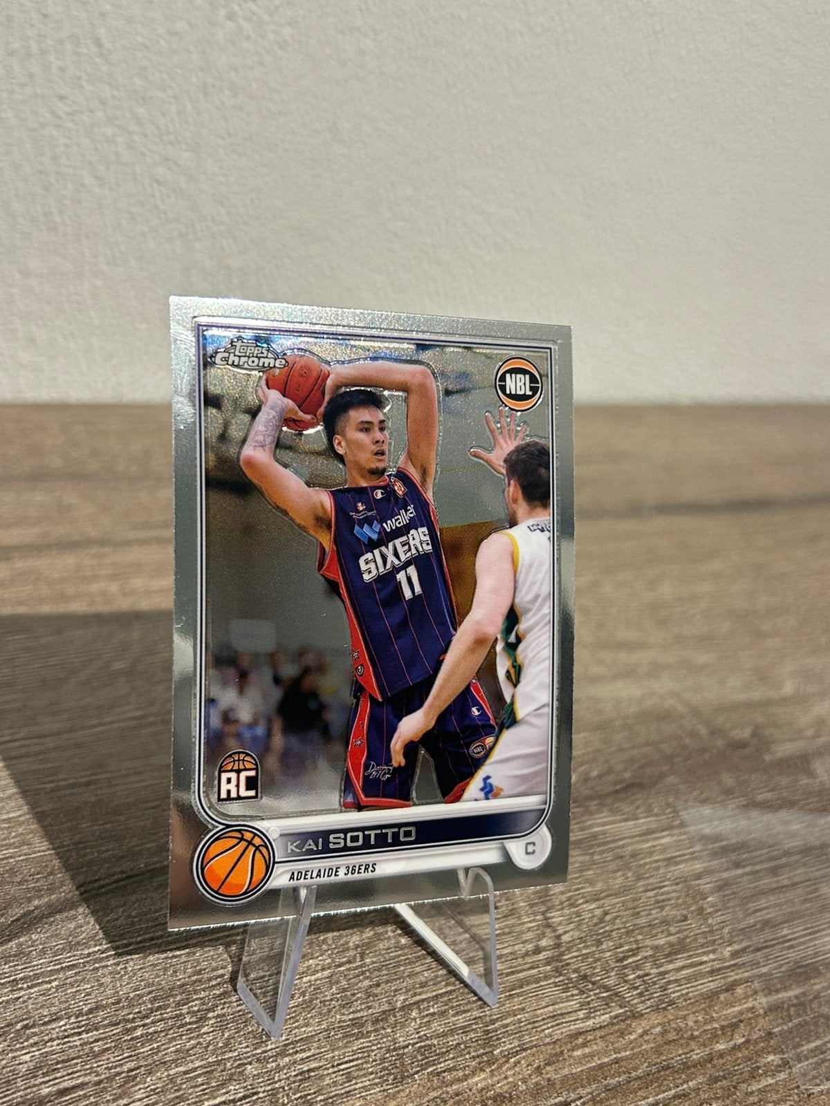 Kai Sotto 2022-23 Topps Chrome NBL Basketball #10 RC Rookie, Hobby en Vrije tijd, Stickers en Plaatjes, Ophalen of Verzenden, Zo goed als nieuw