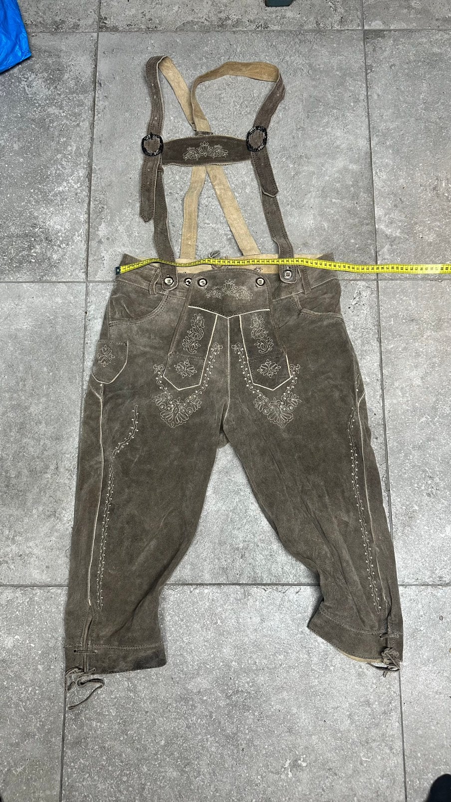 Traditionele lederhose Wiezenprinz – maat 50 – grijs/bruin, Kleding | Heren, Ophalen of Verzenden, Zo goed als nieuw, Maat 52/54 (L)