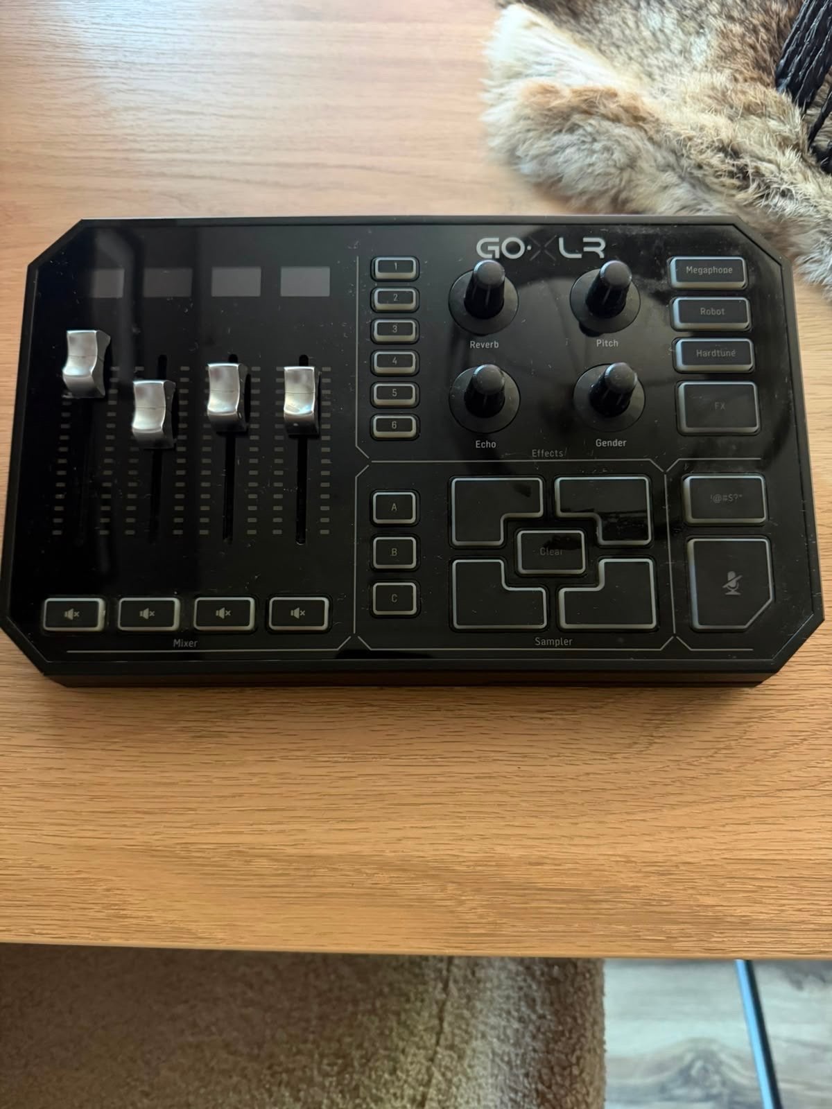 GoXLR , Rode PodMic, Beyerdynamic DT 990 Pro, Beyerdynamic, Gebruikt, Ophalen of Verzenden, Over-ear