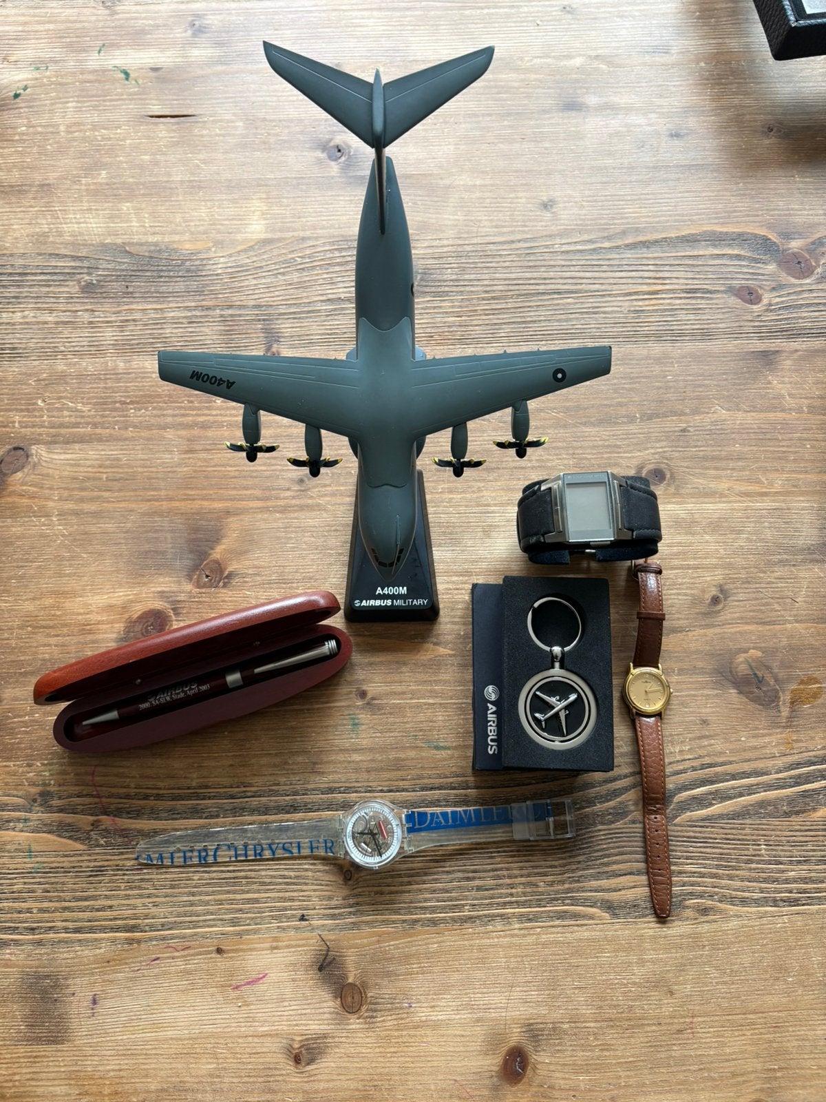 Mooie horloges en airbus collectie, Ophalen of Verzenden, Zo goed als nieuw, Overige materialen, Staal