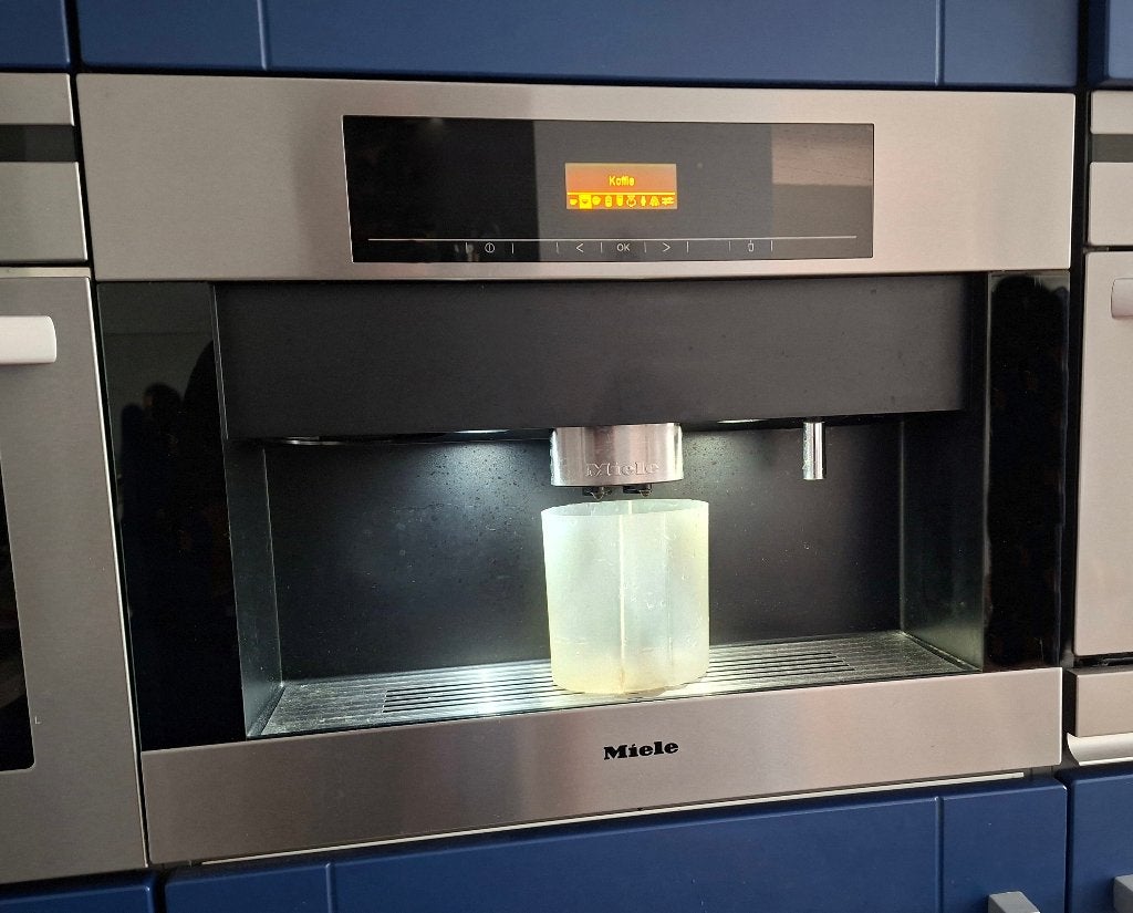 Miele CVA 5060 inbouw koffiemachine, Witgoed en Apparatuur, Ophalen, Afneembaar waterreservoir, Gebruikt, Koffiemachine