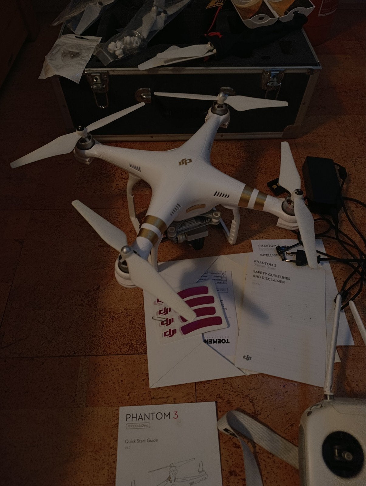Zeer nette DJI Phantom 3 Professional drone met accessoires, Cameradrone, Gimbal (camerastabilisatie), Ophalen of Verzenden, Zo goed als nieuw