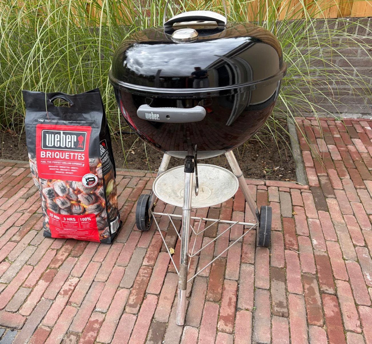 Weber Compact Kettle bbq van 47 cm, Tuin en Terras, Houtskoolbarbecues, Ophalen, Gebruikt