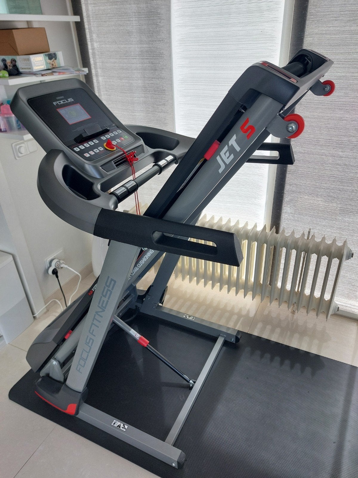 Focus Fitness Jet 5 Loopband - Zo goed als nieuw, Sport en Fitness, Ophalen, Zo goed als nieuw, Loopband
