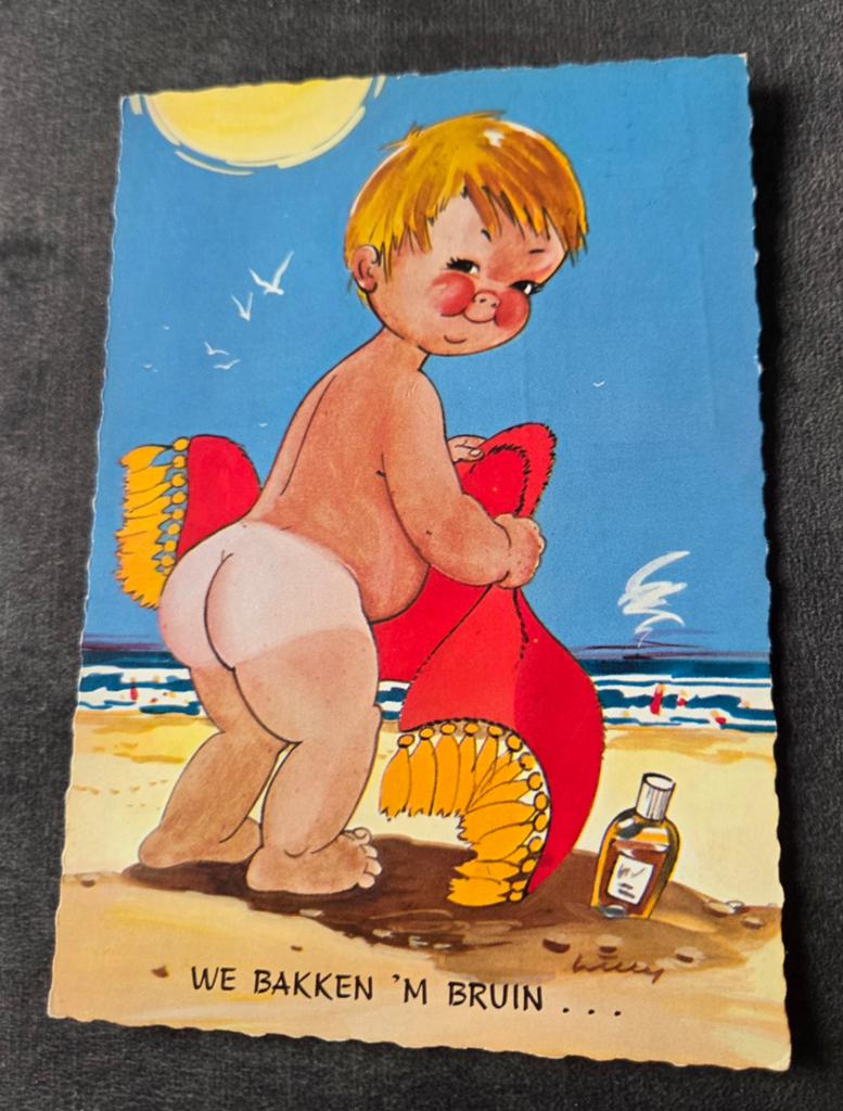 Jongen gaat zijn witte billen bruin ballen op het strand, Verzenden, Gelopen, Overige thema's