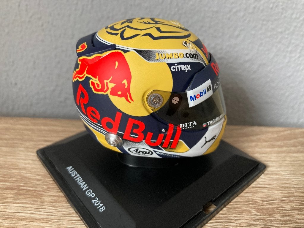 Max Verstappen 1:5 Winner Oostenrijk 2018 helm Spark RB14, Verzamelen, Ophalen of Verzenden, Nieuw, Formule 1