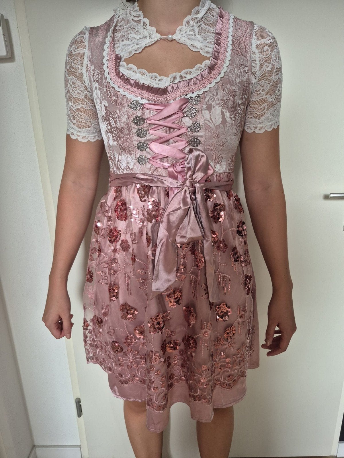 Dirndl maat M, Kleding | Dames, Maat 38/40 (M), Overige typen, Nieuw, Ophalen of Verzenden