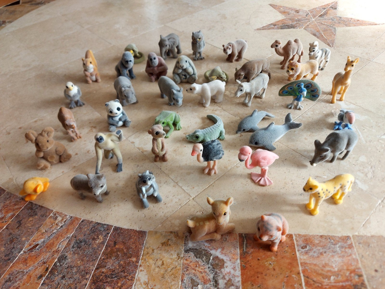 Grote verzameling Plus Troetels - Diverse dierenfiguren, Ophalen of Verzenden, Gebruikt, Overige soorten, Beeldje of Figuurtje