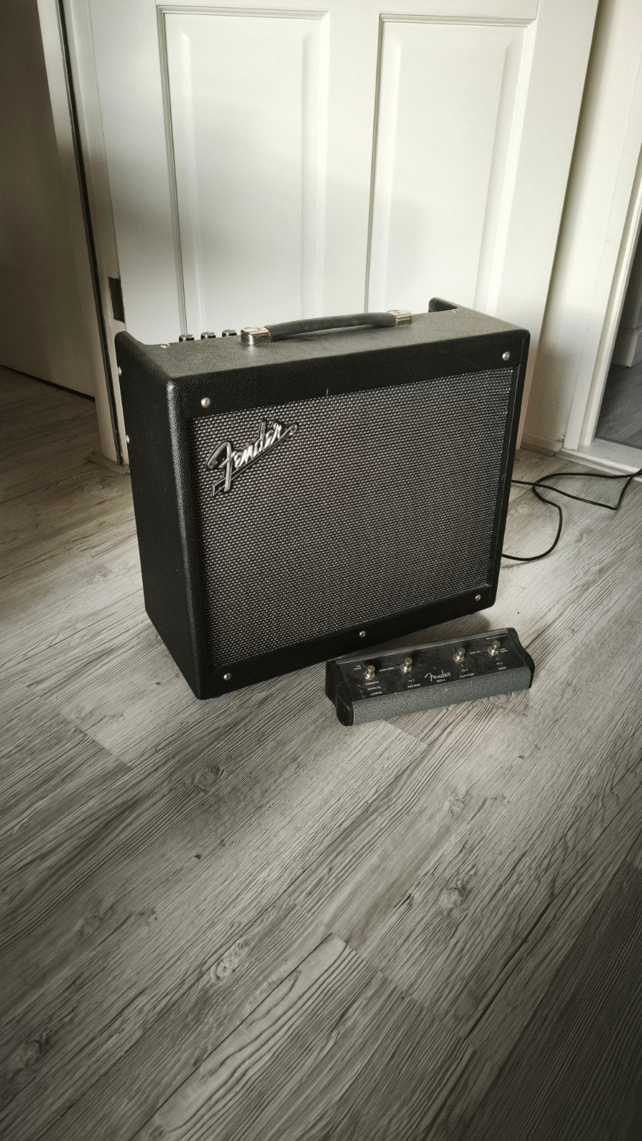 Fender Mustang GTX 50 + footswitch