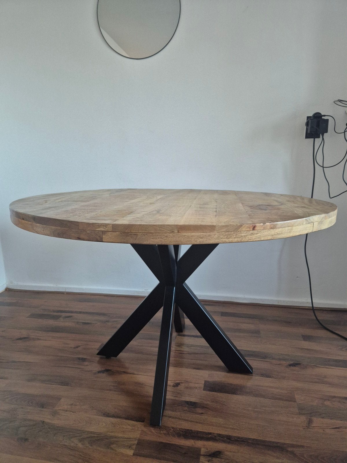 120cm Mango houten eettafel, Ophalen, Rond, Zo goed als nieuw, Vier personen