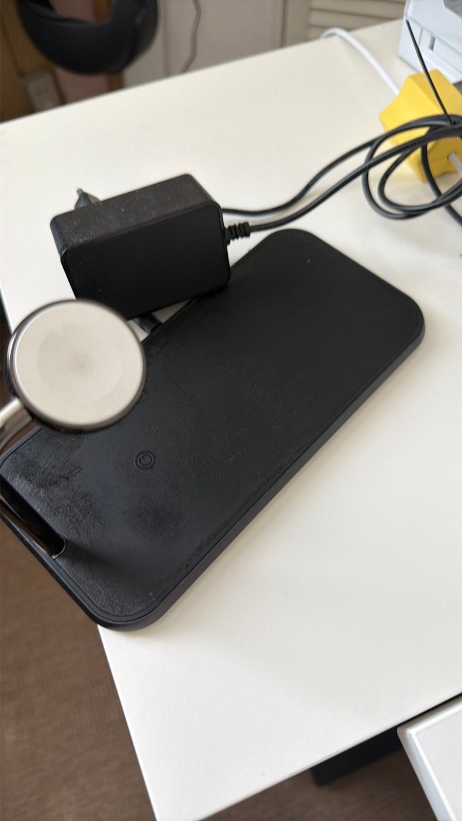 Zens Dual Oplaadstation voor iPhone, Watch en AirPods, Zens, Gebruikt, Draadloze oplader, Ophalen of Verzenden