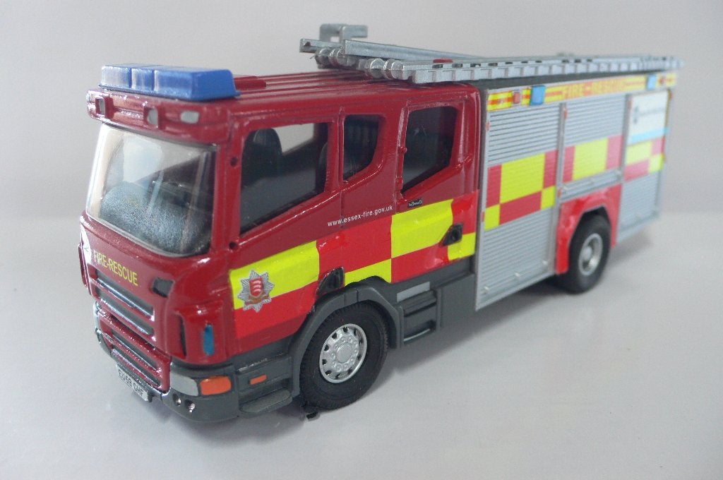 scania -essex brandweerauto-FIRE BRIGADE MODELS-1/50, Hobby en Vrije tijd, Modelauto's | 1:50, Verzenden, Zo goed als nieuw, Bus of Vrachtwagen