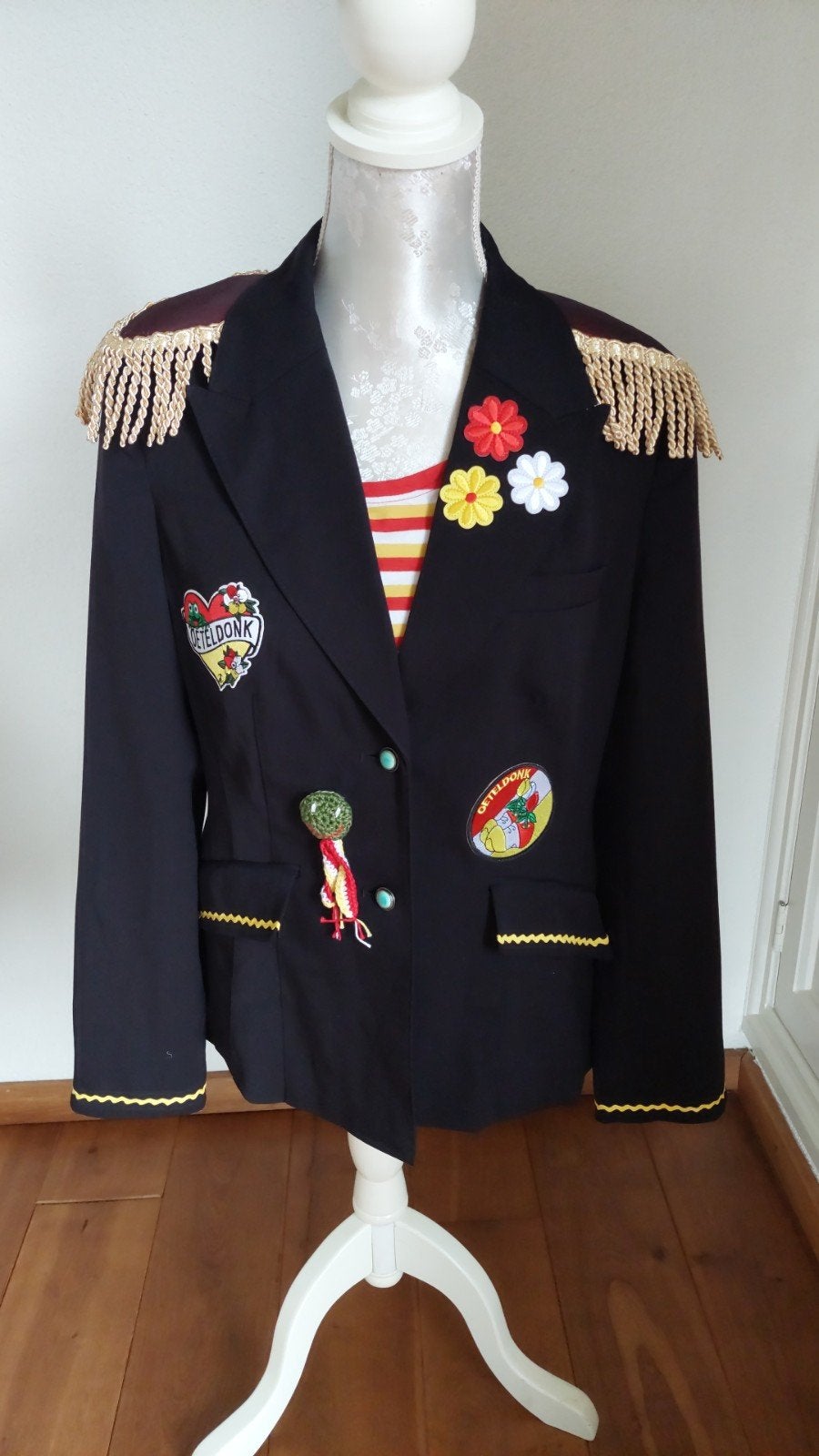 Oeteldonk zwart dames jasje maat 40, Carnaval, Ophalen of Verzenden, Zo goed als nieuw, Kleding