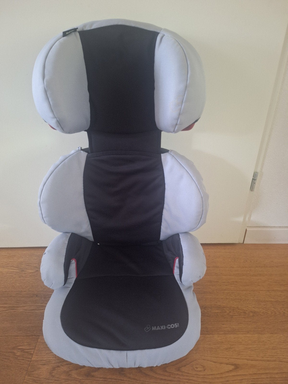Maxi Cosi Rodi autostoel / zitverhoger, Ophalen, 15 t/m 36 kg, Gebruikt, Autogordel