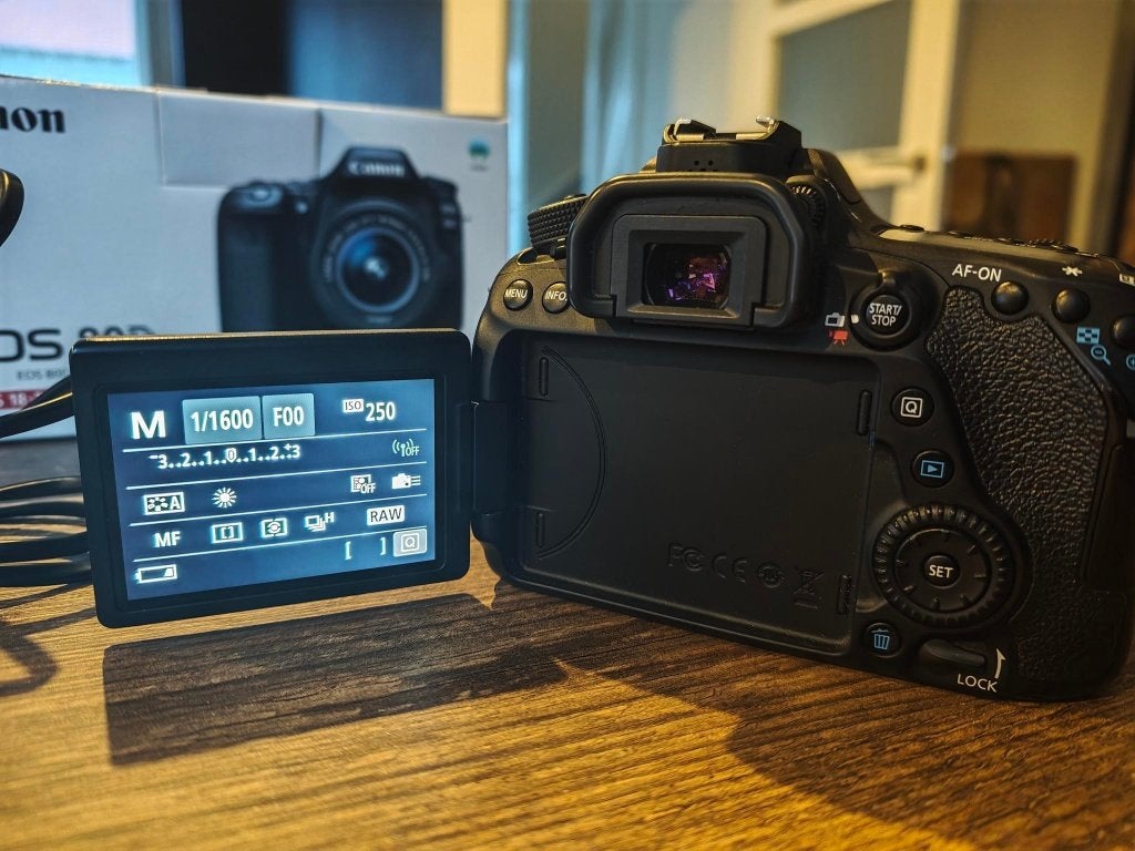 Foto 5 van Canon EOS 80D – zeer nette staat – originele doos & oplader