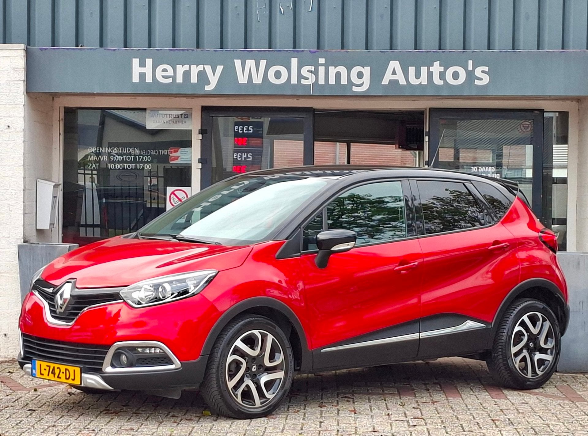 Foto 20 van Renault Captur 1.2 TCe Xmod Autom Navi Camera Pdc Clima