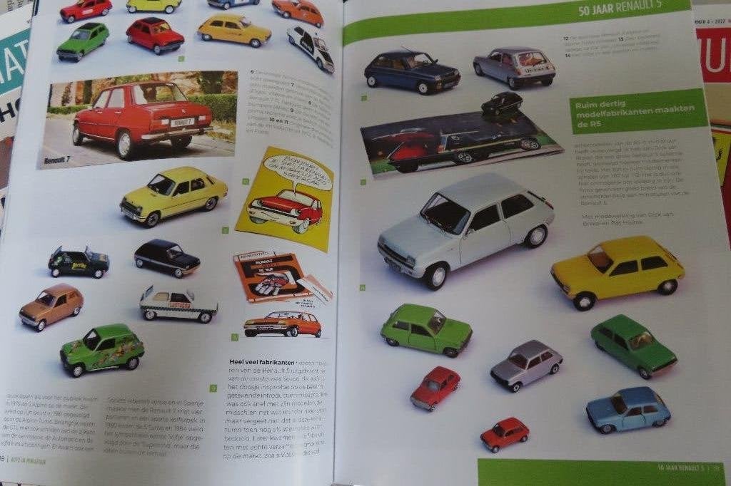 tijdschriften met miniatuurautootjes, Dinky, Renault,Ferrari, Verzenden, Zo goed als nieuw, Sport en Vrije tijd