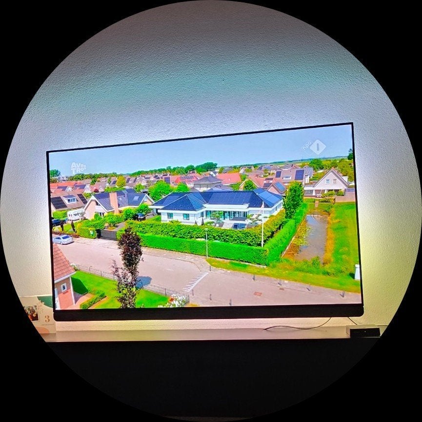 Foto 3 van Te koop oled 55OLED910 van Philips  met Ambilight 4zijdig!!