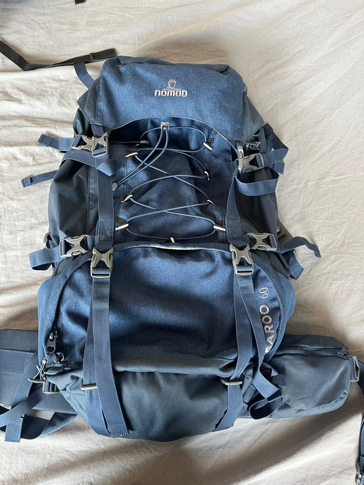 Nomad backpack 60 liter donkerblauw, Ophalen of Verzenden, Zo goed als nieuw, Blauw, 30 cm of meer