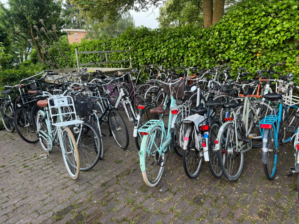 Partij fietsen, Ophalen, Zo goed als nieuw