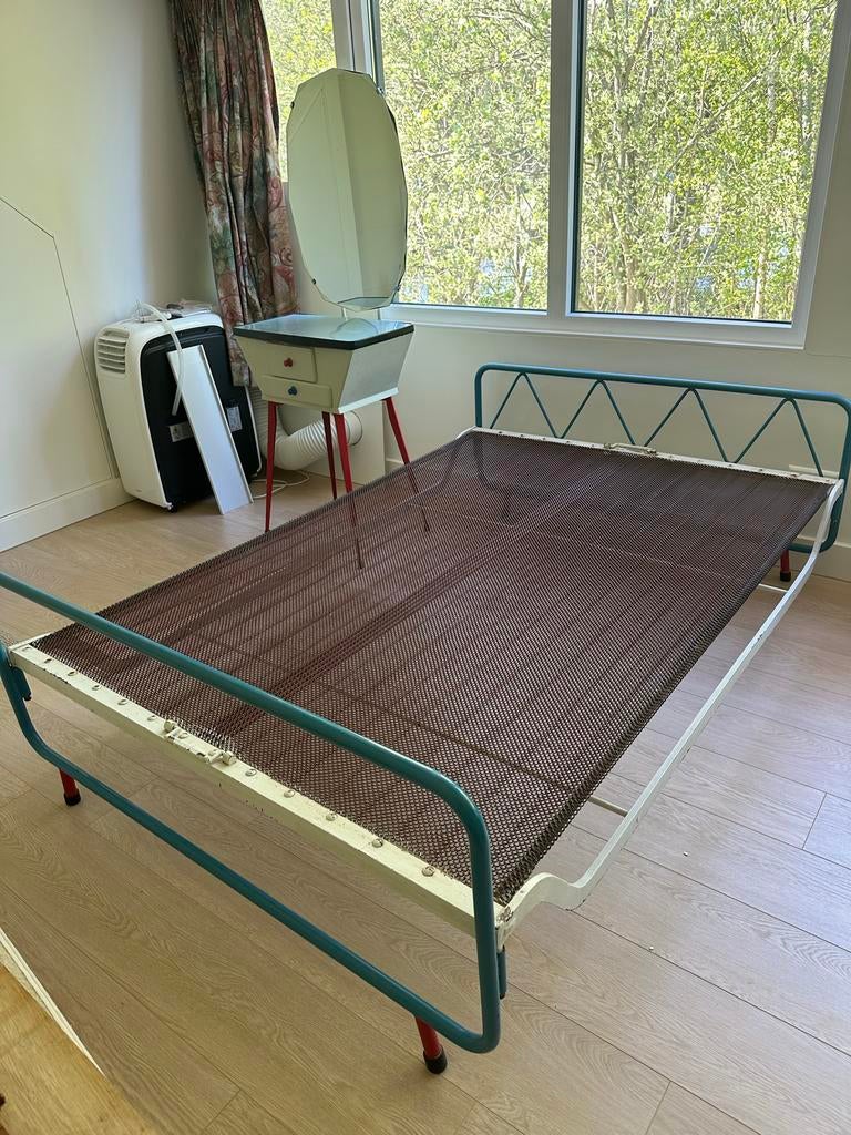 Vintage Gispen tweepersoonsbed met kaptafel en nachtkastje, Huis en Inrichting, Slaapkamer | Bedden, Ophalen, Gebruikt, Overige kleuren