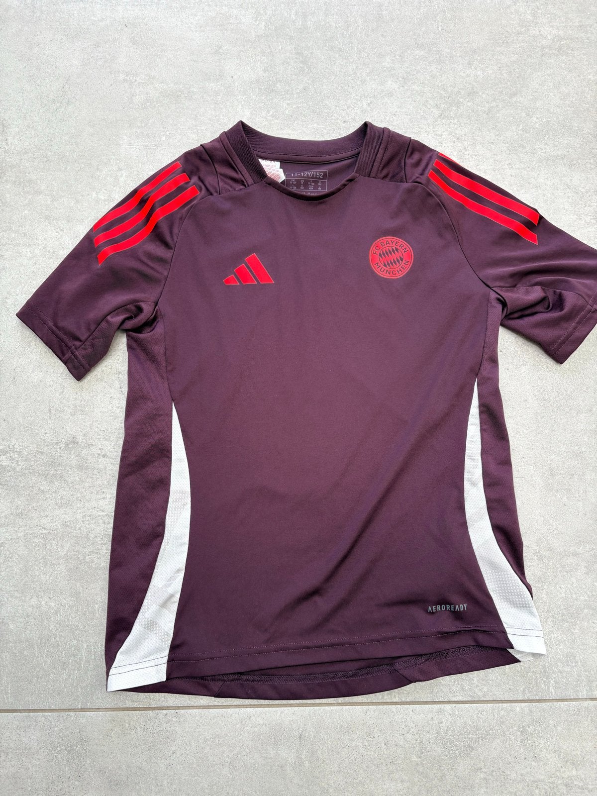 Nieuw Bayern München shirt maat 152 cm, Maat XS of kleiner, Ophalen of Verzenden, Nieuw, Shirt