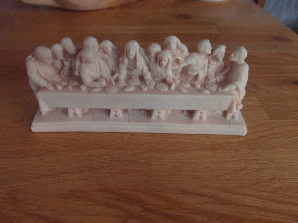 PRACHTIG BEELDJE VAN HET LAAYSTE AVONDMAAL., Weerbestendig, Kunststof, Ophalen of Verzenden, 20 - 50 cm