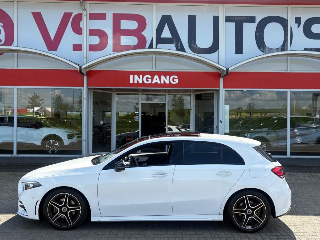 Mercedes-benz A-KLASSE A200 AUT. 163PK AMG-PAKKET MEMORY NAV, Auto's, Automaat, Gebruikt, Huisgarantie, Met garantie (alle)