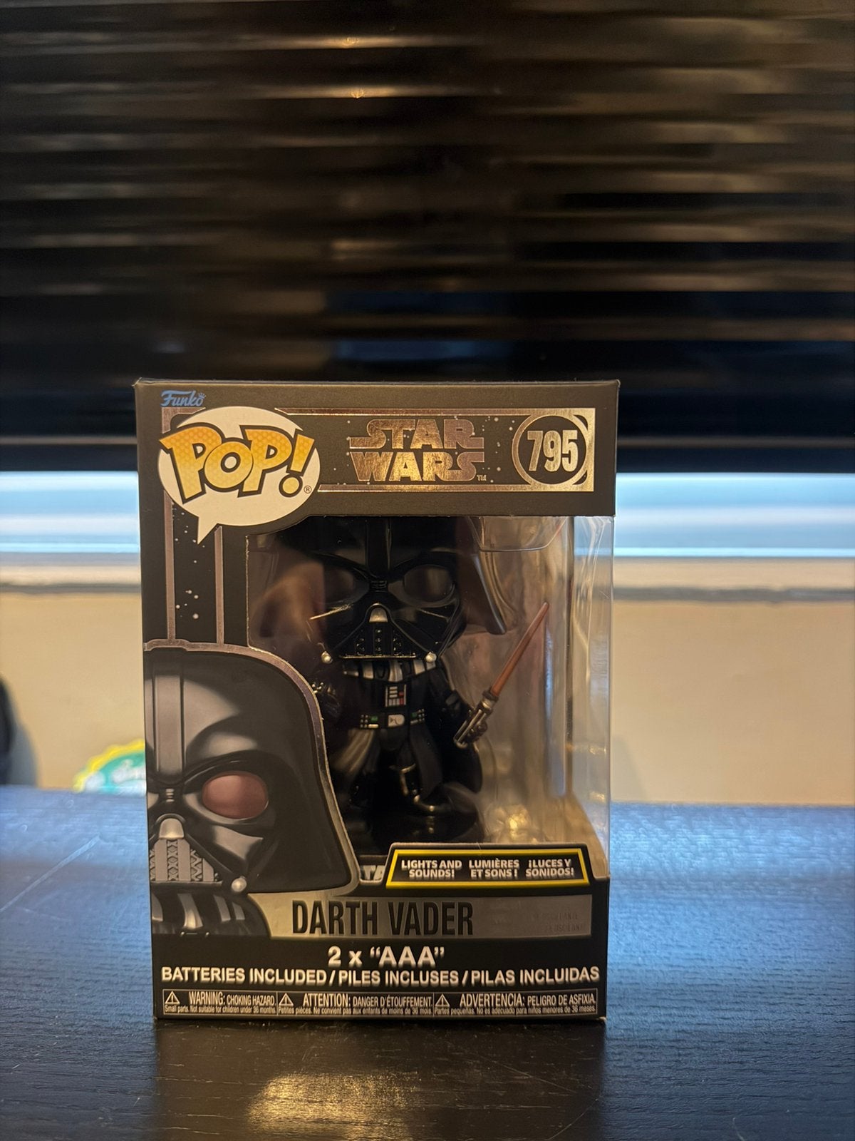 Funko Pop Darth Vader Star Wars 795 met licht en geluid, Ophalen of Verzenden, Zo goed als nieuw, Actiefiguurtje