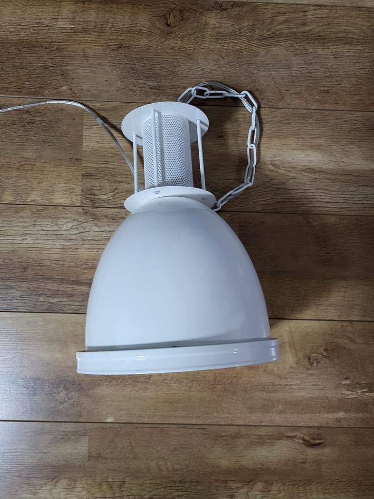 Witte industriële hanglamp met ketting, Huis en Inrichting, Lampen | Hanglampen, Gebruikt, Ophalen of Verzenden, Metaal, Minder dan 50 cm