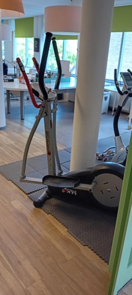 Crosstrainer, merk Perfectum, Ophalen, Gebruikt, Crosstrainer