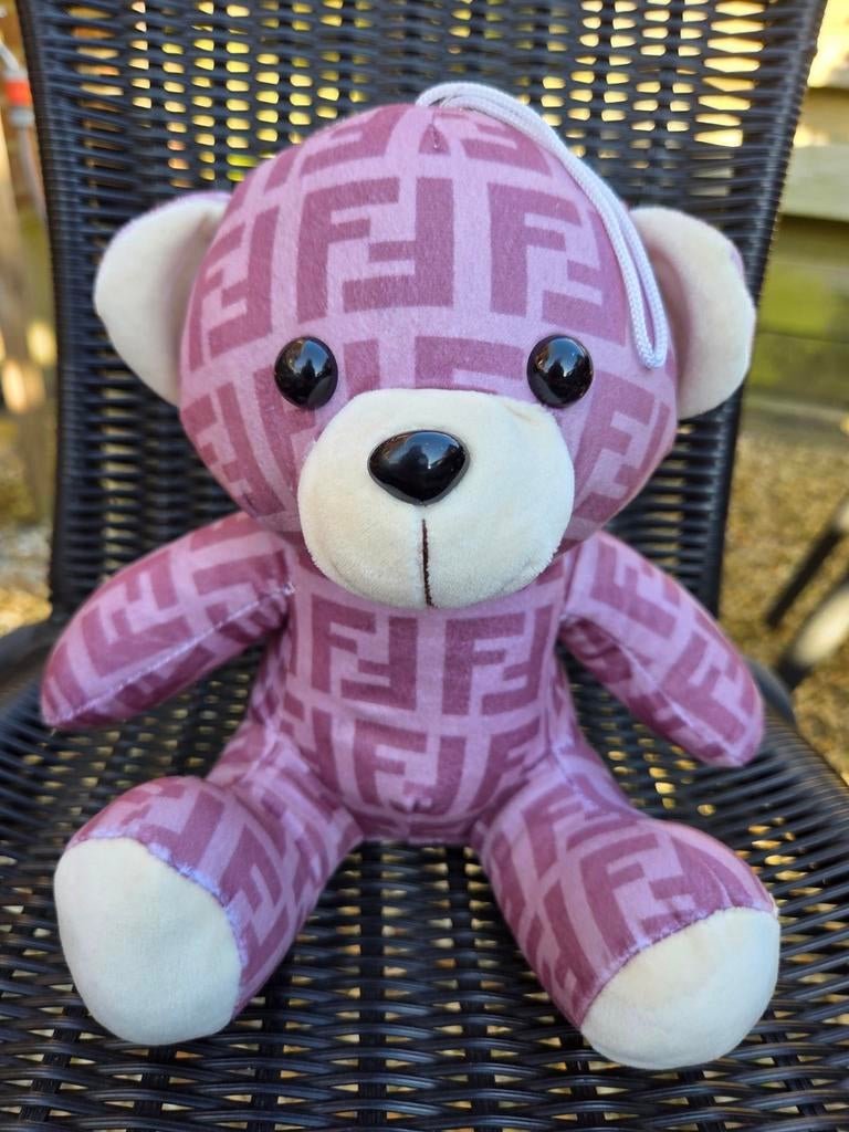 Fendi teddybeer knuffel - Roze met FF-logo's, Kinderen en Baby's, Speelgoed | Knuffels en Pluche, Overige merken, Overige karakters