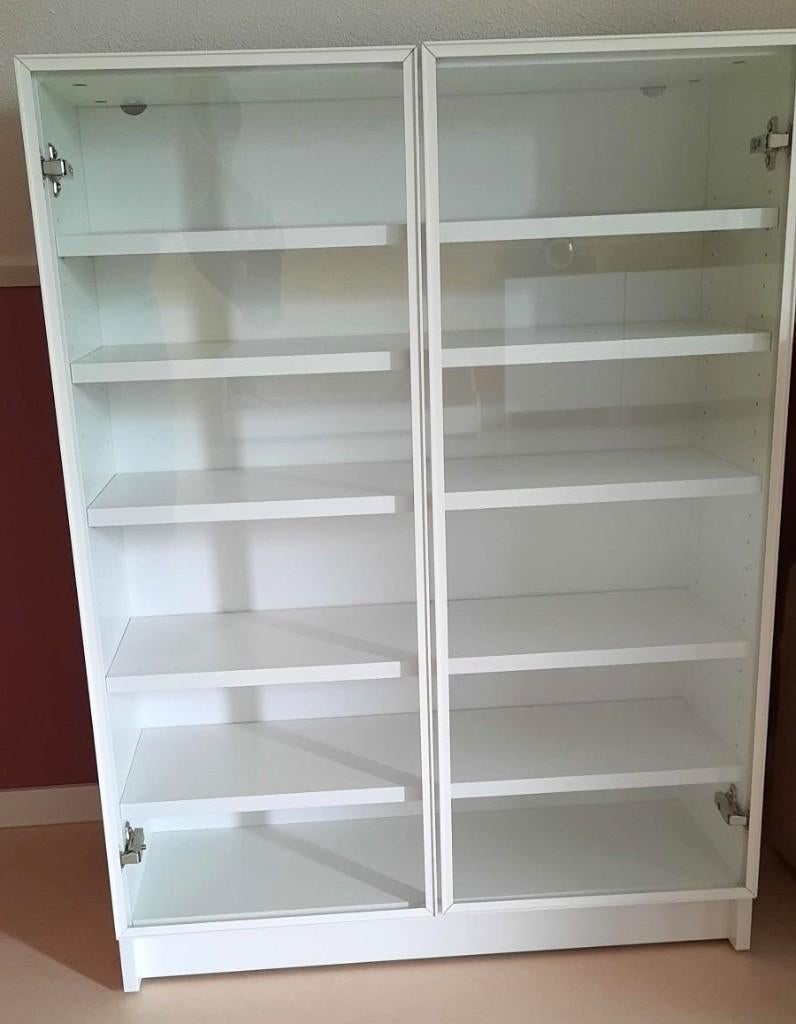 Billy boekenkast of vitrinekast NIEUW, Ophalen, Met deur(en), 100 tot 150 cm, Nieuw