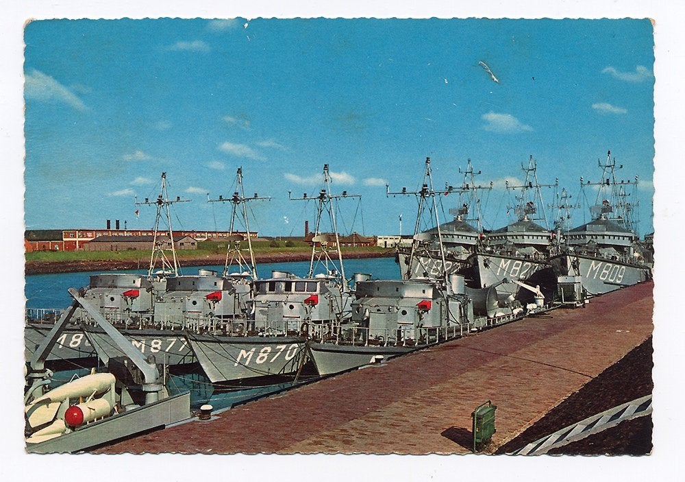Den Helder Marinestad - Marine vloot schepen haven, Ophalen of Verzenden, 1960 tot 1980, Gelopen, Overige thema's