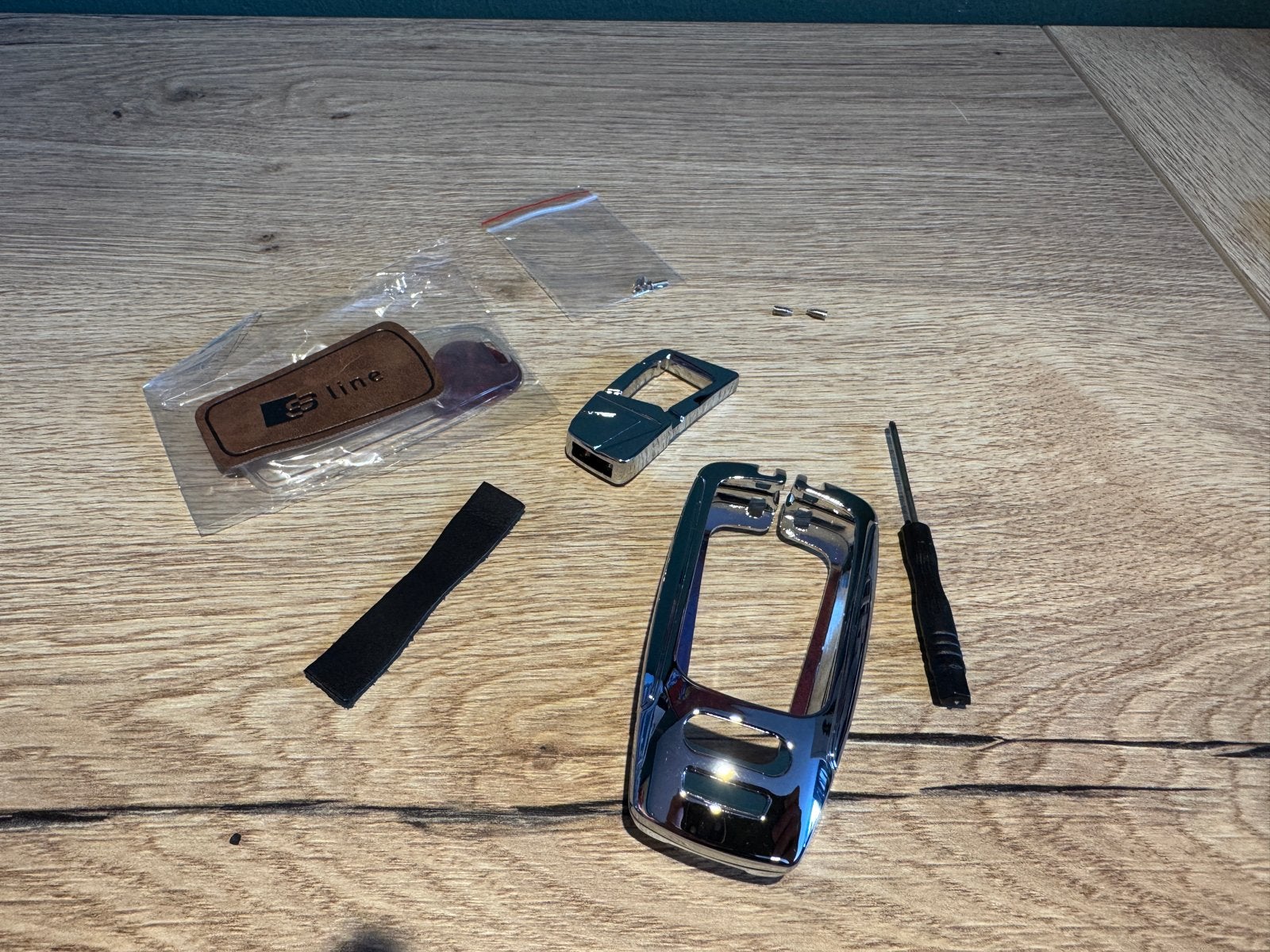 Audi S-Line Sleutelhoesje Chroom met Sleutelhanger, Auto diversen, Auto-accessoires, Nieuw, Ophalen of Verzenden
