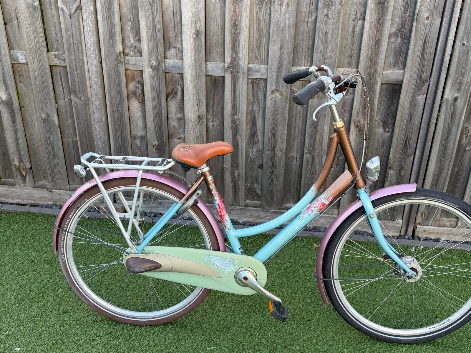 Damesfiets met versnellingen, goede remmen en verlichting, Ophalen, Gebruikt, Velgrem, Versnellingen